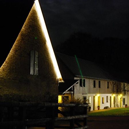 Hof Liebeneck Bed and Breakfast Osterspai Exteriör bild