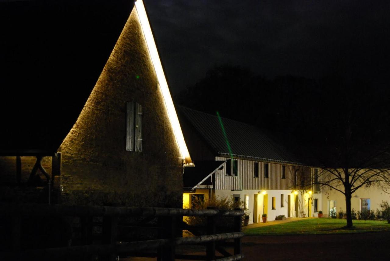 Hof Liebeneck Bed and Breakfast Osterspai Exteriör bild